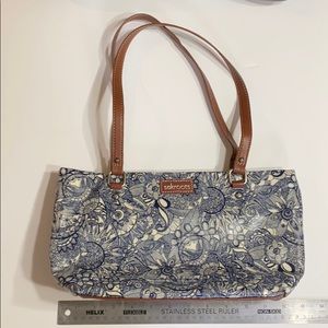 Sakroots navy floral purse
